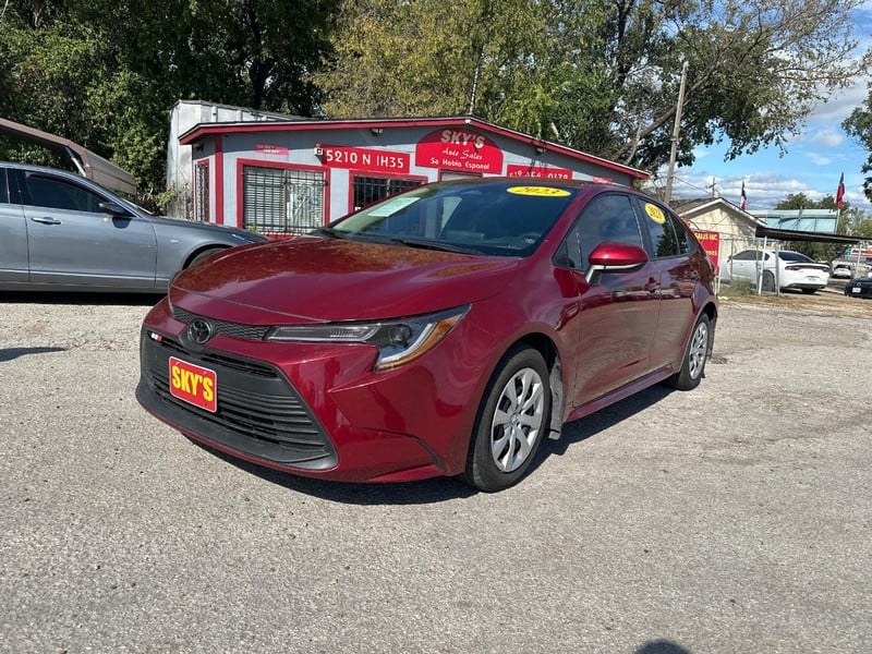 2024 Toyota Corolla LE - Image 1