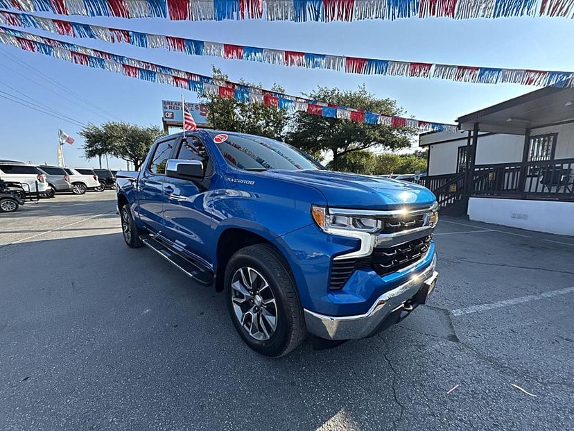 2023 Chevrolet Silverado 1500 - Image 1