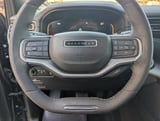 2023 Jeep Wagoneer - Preview 12
