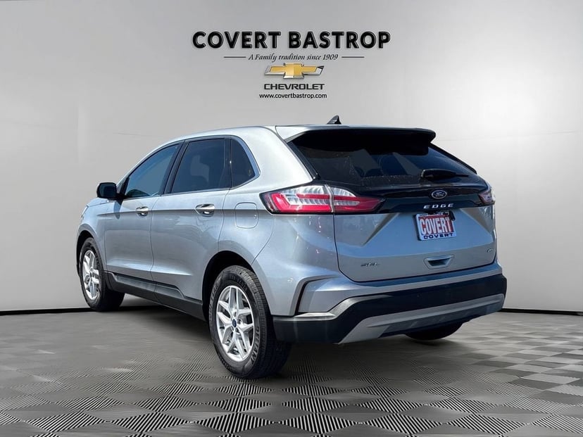 2022 Ford Edge - Image 3