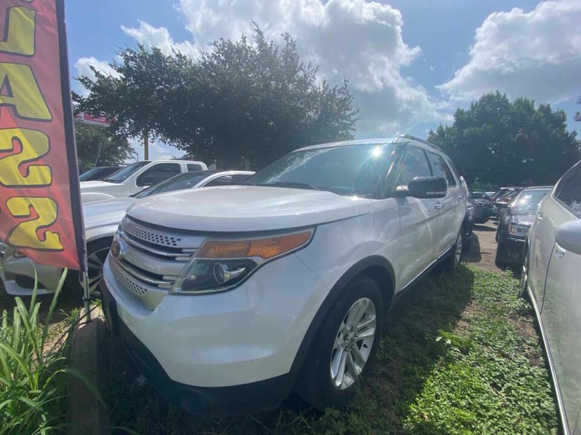 2013 Ford Explorer - Image 1