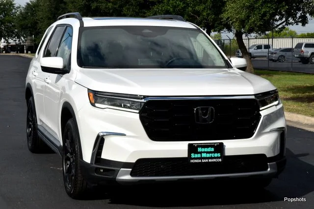 2025 Honda Pilot - Image 1
