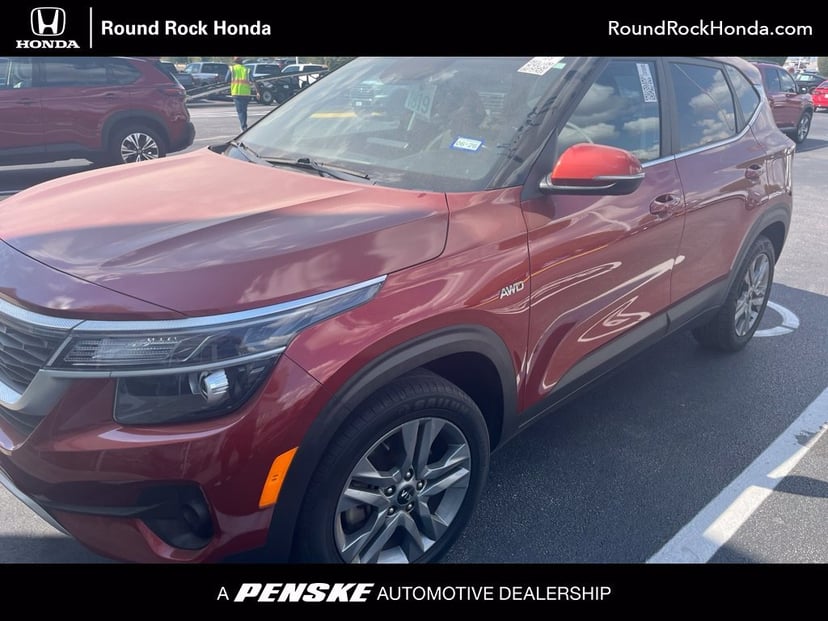 2021 Kia Seltos - Image 1
