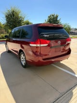 2011 Toyota Sienna - Preview 3