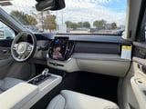 2027 Volvo XC90 - Preview 13