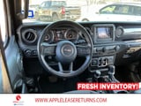 2022 Jeep Wrangler - Preview 9