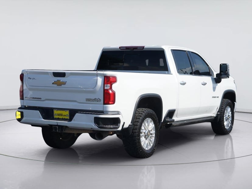 2023 Chevrolet Silverado 2500 HD - Image 3