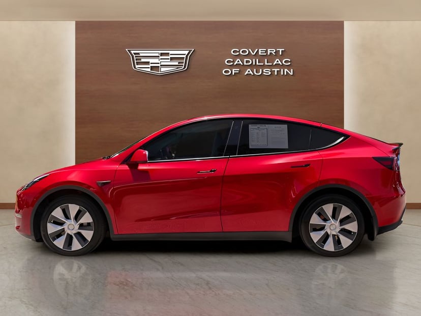 2023 Tesla Model Y Long Range - Image 2
