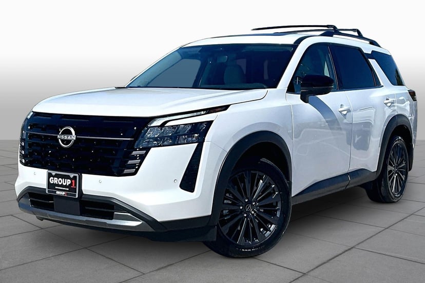 2026 Nissan Pathfinder - Image 1