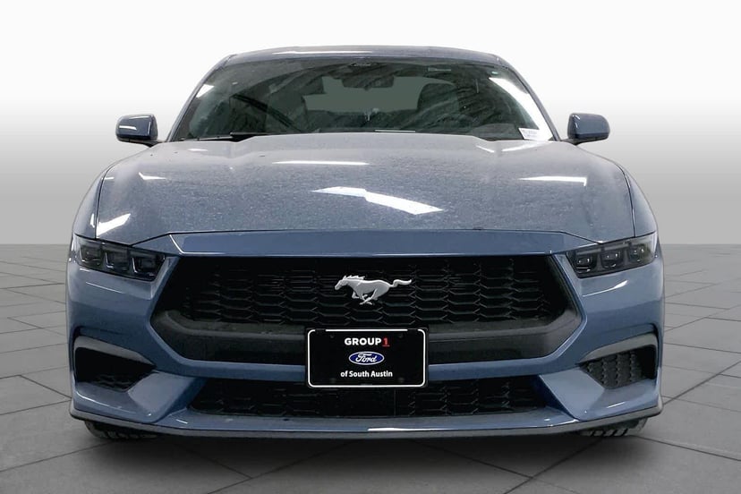 2026 Ford Mustang - Image 3