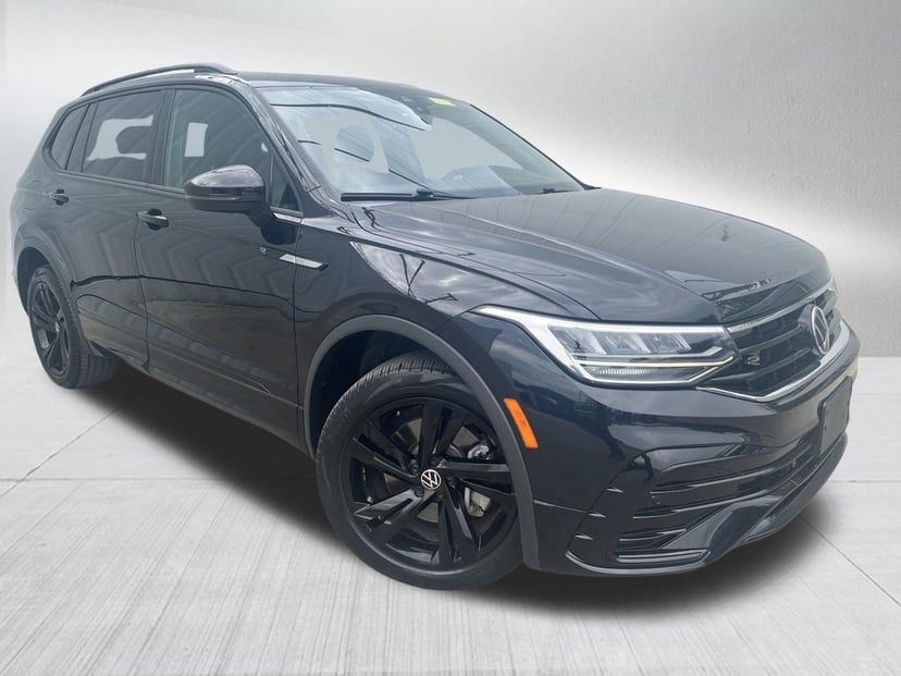 2024 Volkswagen Tiguan - Image 1