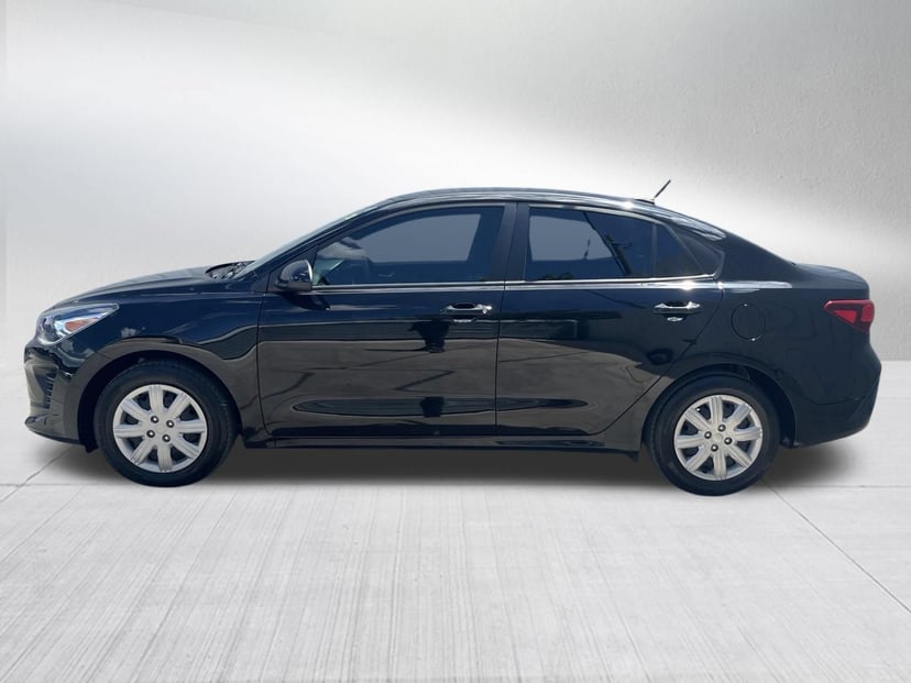 2023 Kia Rio - Image 2