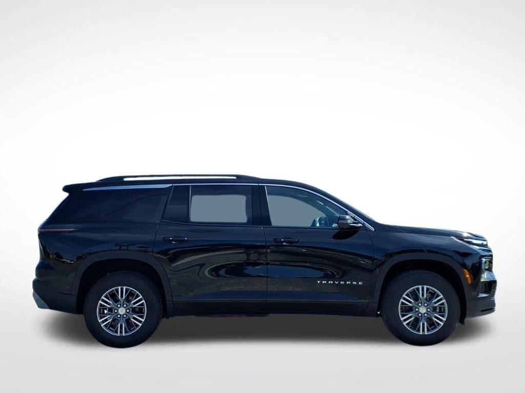 2026 Chevrolet Traverse - Image 1