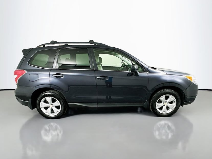 2016 Subaru Forester - Image 2