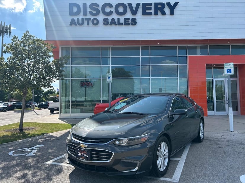 2018 Chevrolet Malibu - Image 1