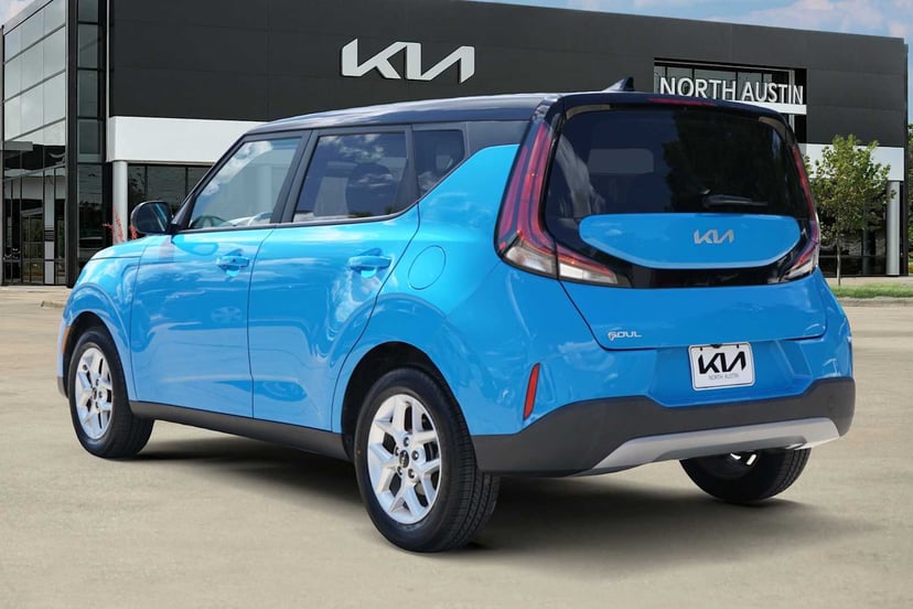 2025 Kia Soul - Image 3