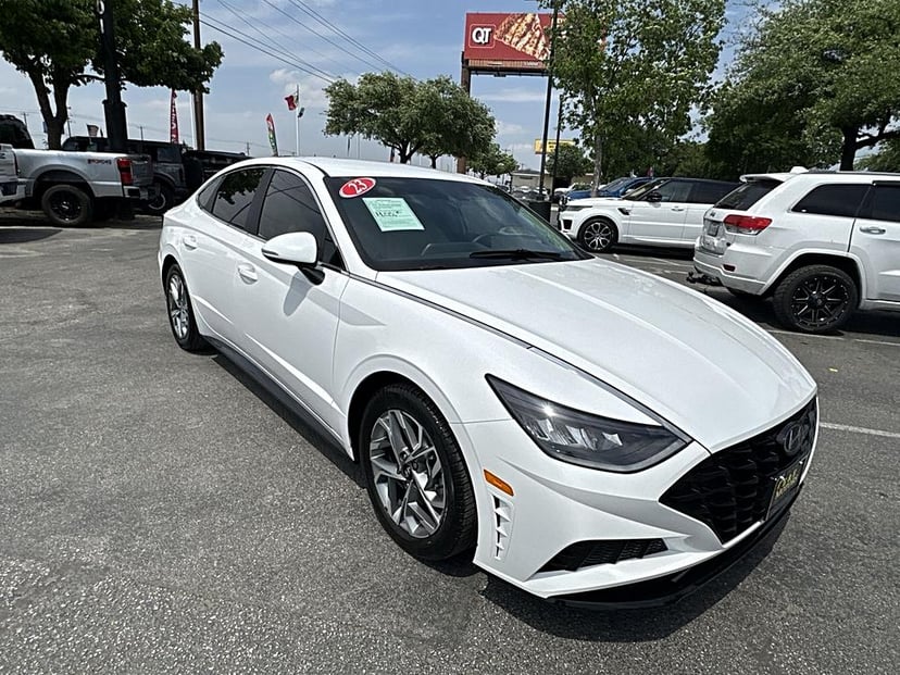 2023 Hyundai Sonata - Image 1