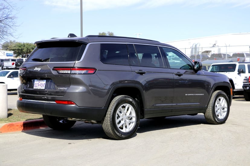 2025 Jeep Grand Cherokee L - Image 2