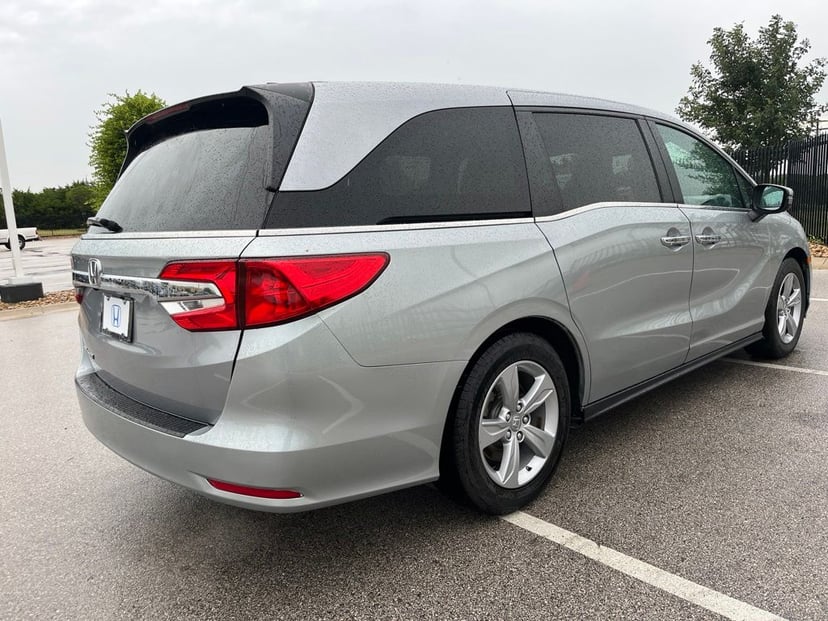 2020 Honda Odyssey - Image 2