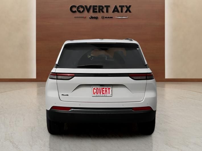 2026 Jeep Grand Cherokee - Image 3