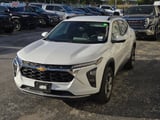 2025 Chevrolet Trax - Preview 3