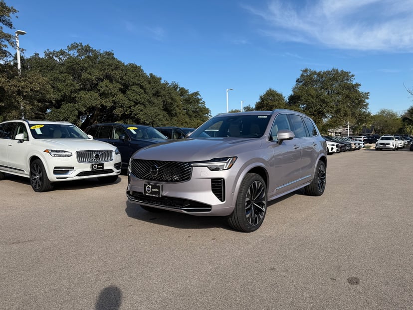 2026 Volvo XC90 - Image 1