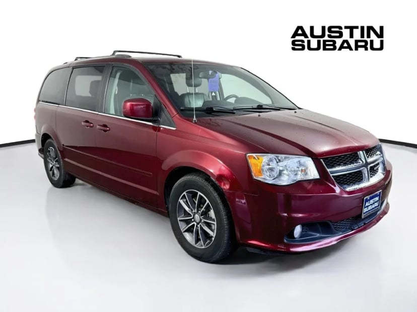 2017 Dodge Grand Caravan - Image 1