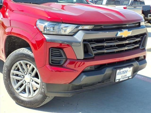 2025 Chevrolet Colorado - Image 2