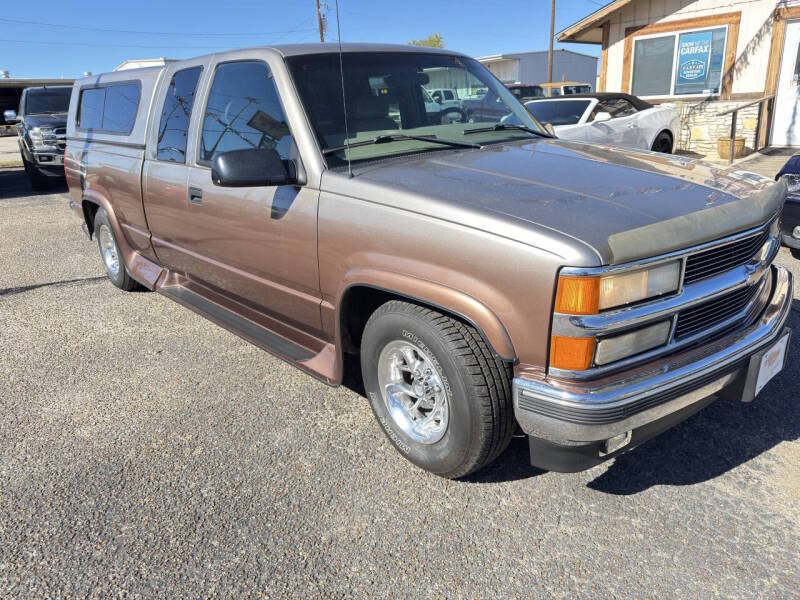 1999 Chevrolet C/K 1500 Series - Image 1