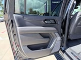 2025 GMC Yukon XL - Preview 14