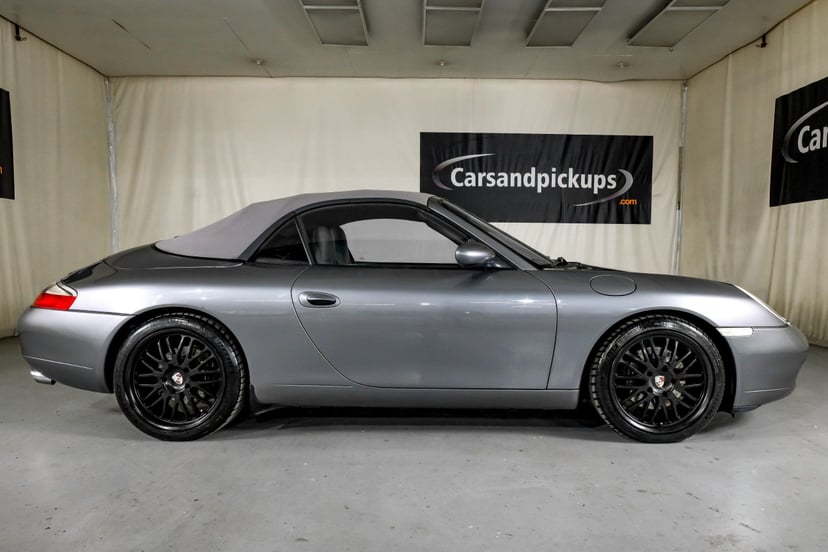 2001 Porsche 911 Carrera - Image 1