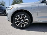2022 Volvo XC60 - Preview 7