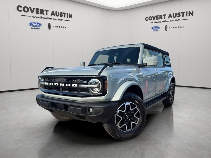 2023 Ford Bronco - Image 1