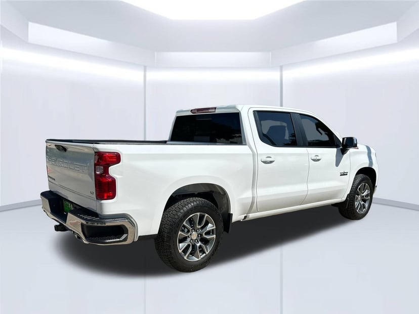 2026 Chevrolet Silverado 1500 - Image 3
