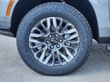 2027 Chevrolet Suburban - Preview 8