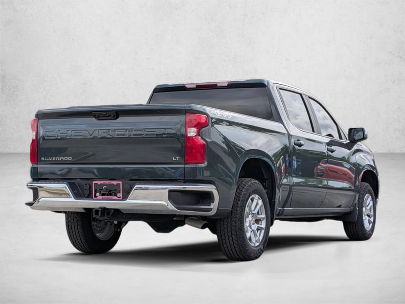 2026 Chevrolet Silverado - Image 3