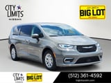 2023 Chrysler Pacifica - Preview 2