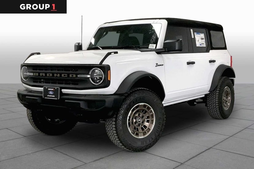 2026 Ford Bronco - Image 1