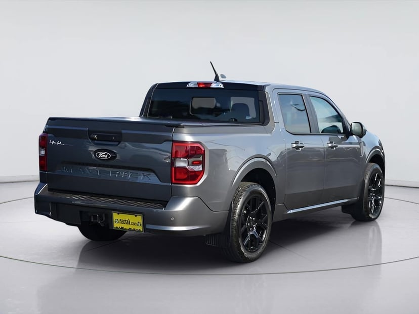 2025 Ford Maverick - Image 3