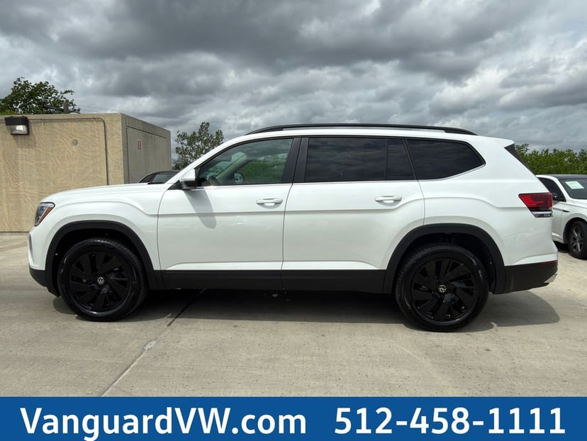 2026 Volkswagen Atlas - Image 3