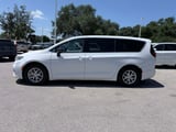 2024 Chrysler Pacifica - Preview 2