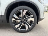 2026 Volvo XC40 - Preview 6