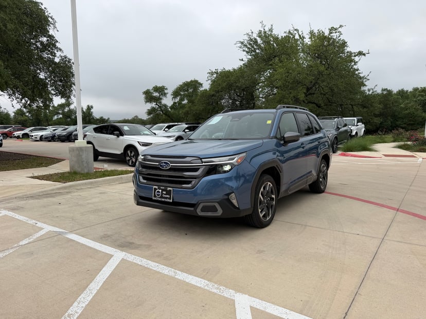 2025 Subaru Forester - Image 1