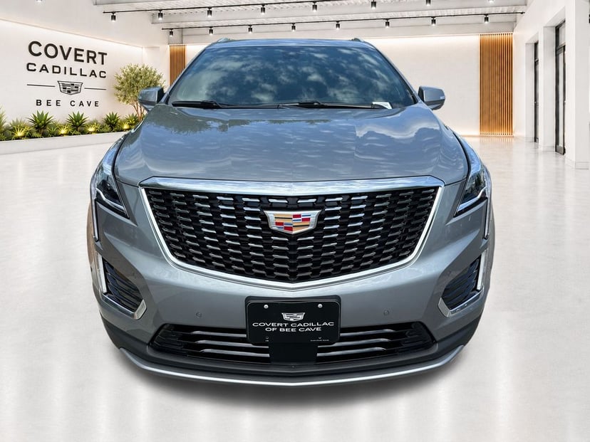 2026 Cadillac XT5 - Image 3