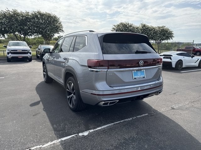 2026 Volkswagen Atlas - Image 3
