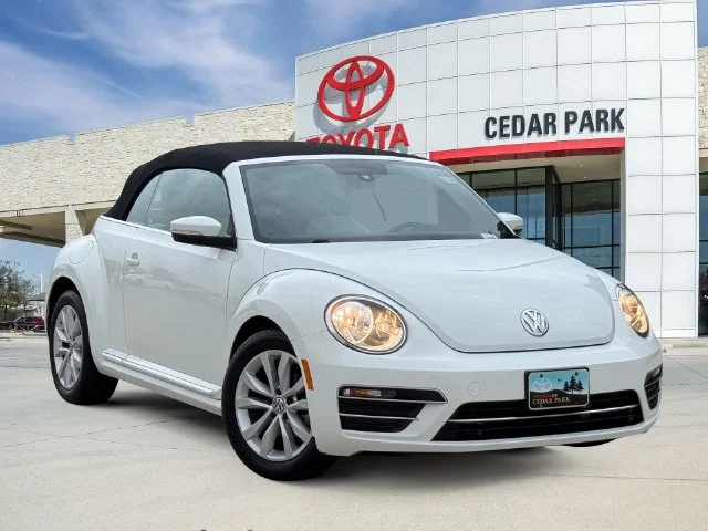 2017 Volkswagen Beetle - Image 1