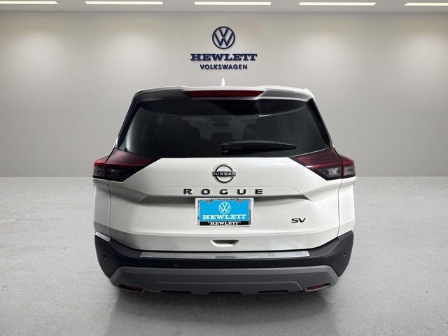 2023 Nissan Rogue - Image 3