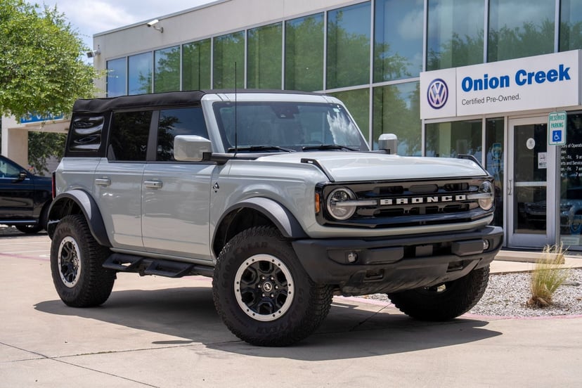 2023 Ford Bronco - Image 1