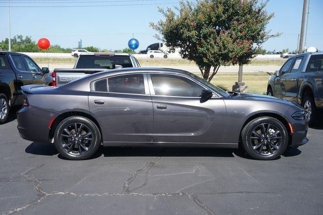 2022 Dodge Charger - Image 2