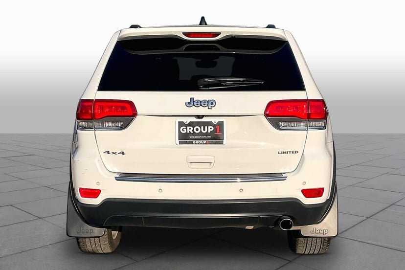 2017 Jeep Grand Cherokee - Image 3